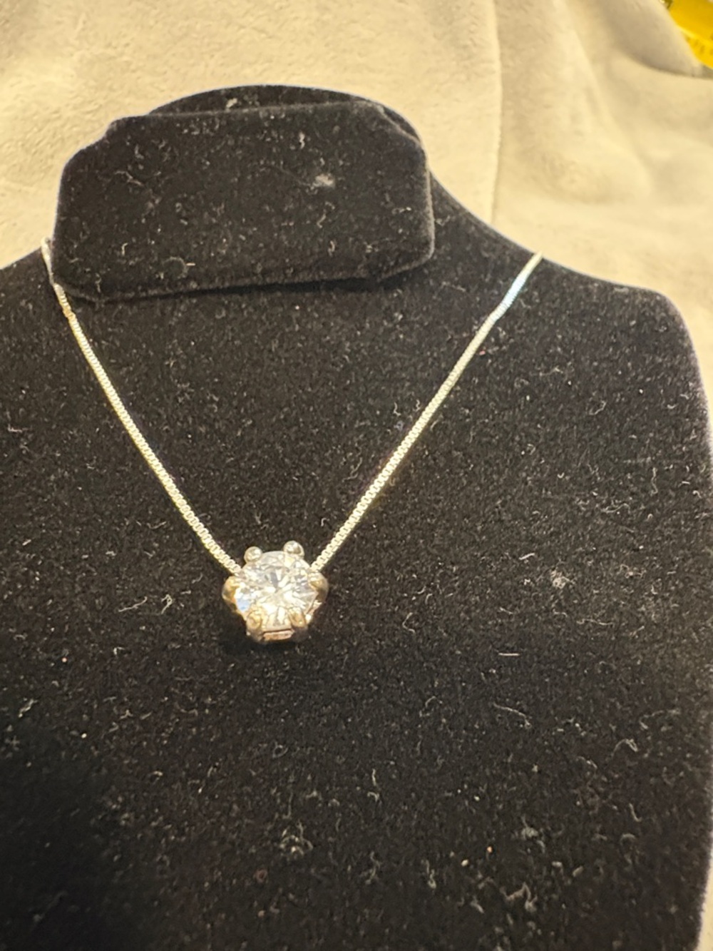 Silver Star Pendant Necklace - Elegant Sparkle - Picture 2 of 3